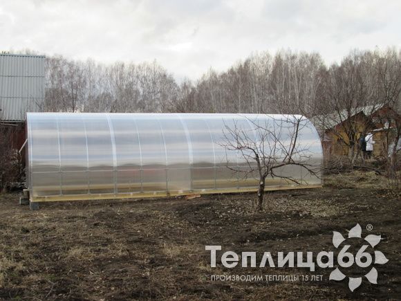 Теплица Рада Макси из поликарбоната, ширина 3 м